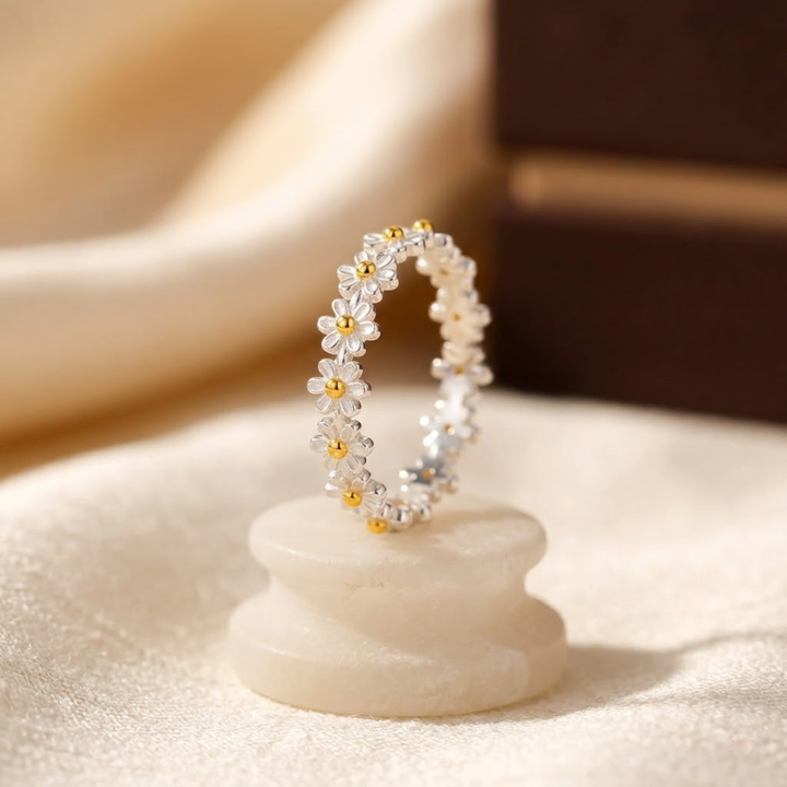 Zilveren ring met bloem