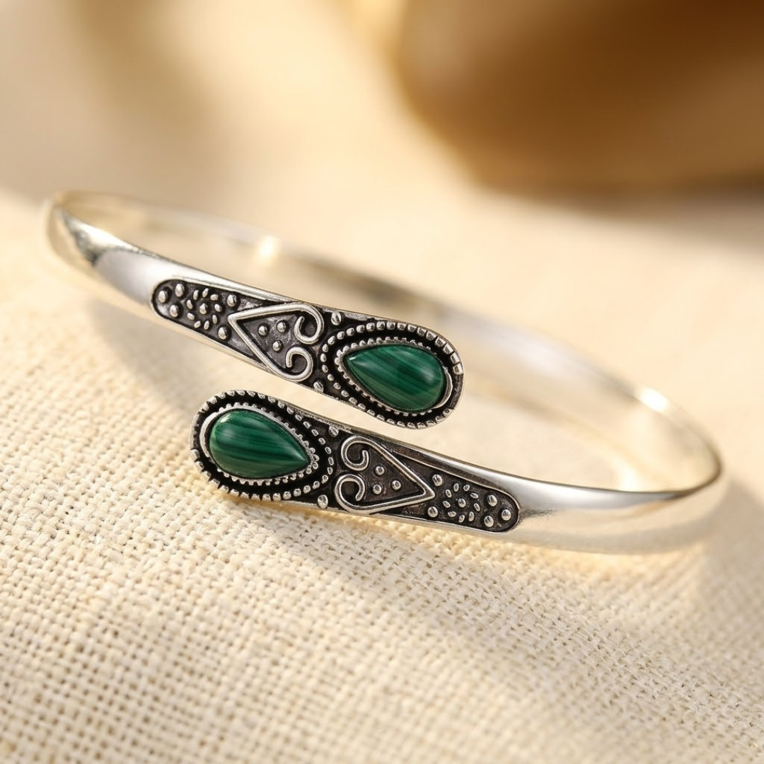 Zilveren vintage armband met smaragd