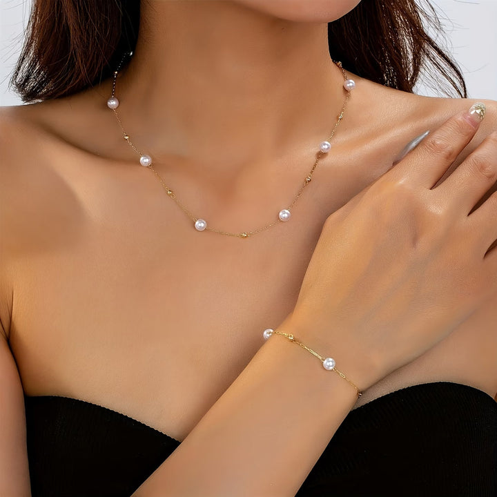 Delicate Parelketting Set