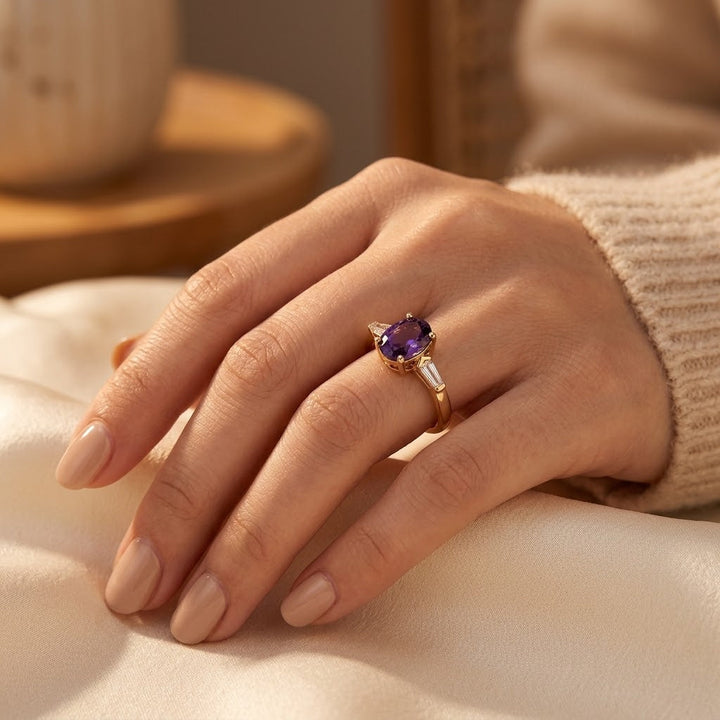 Gouden ring met drie amethisten