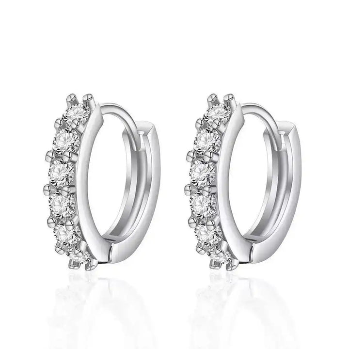 Zeitlose goldene Mini-Hoops Ohrringe