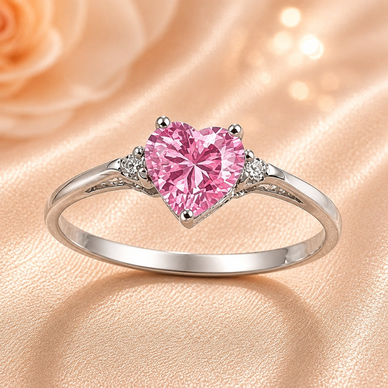 Herzförmiger Solitär-Zirkonia-Ring