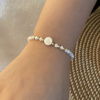 Parel Initiaal Armband