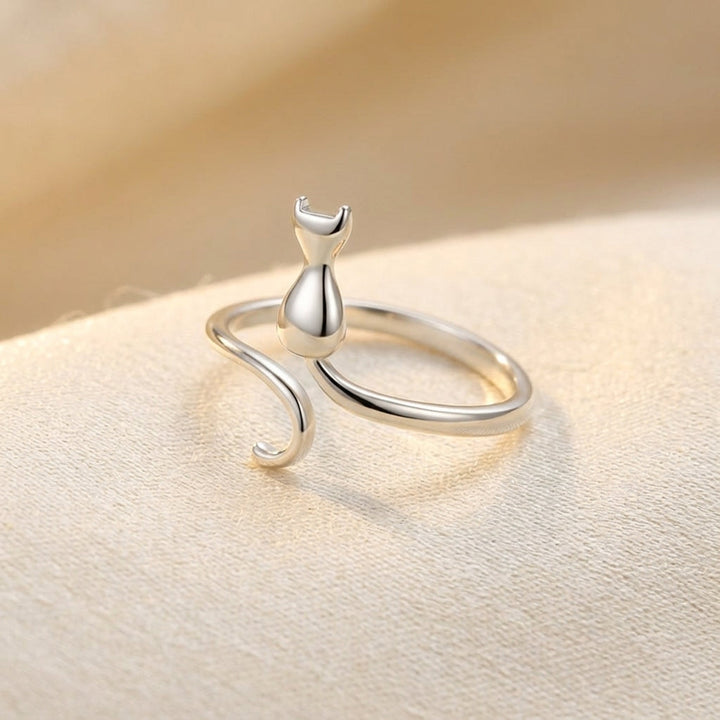 Zilveren ring met kat