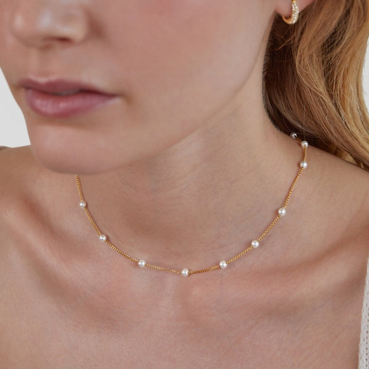Tijdloze Gouden Parelketting