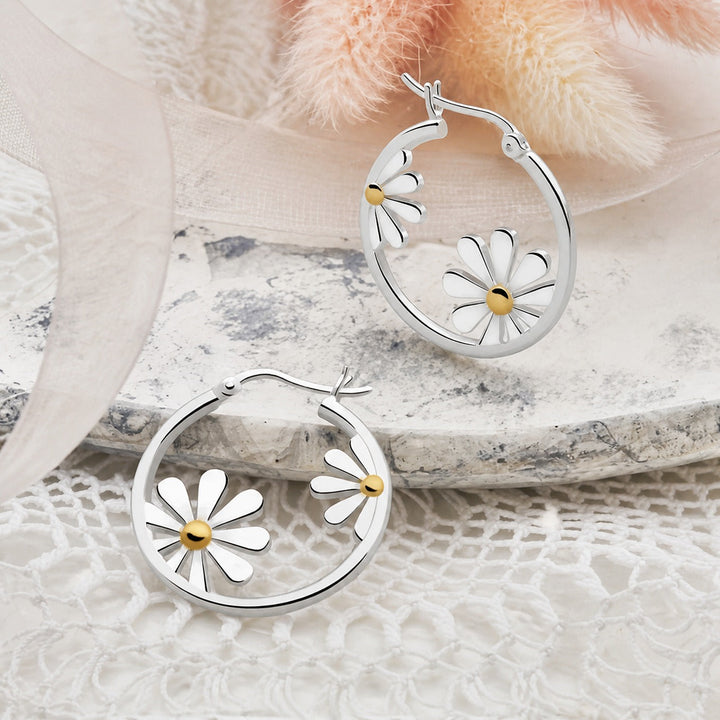 Kleine Daisy Silberohrringe